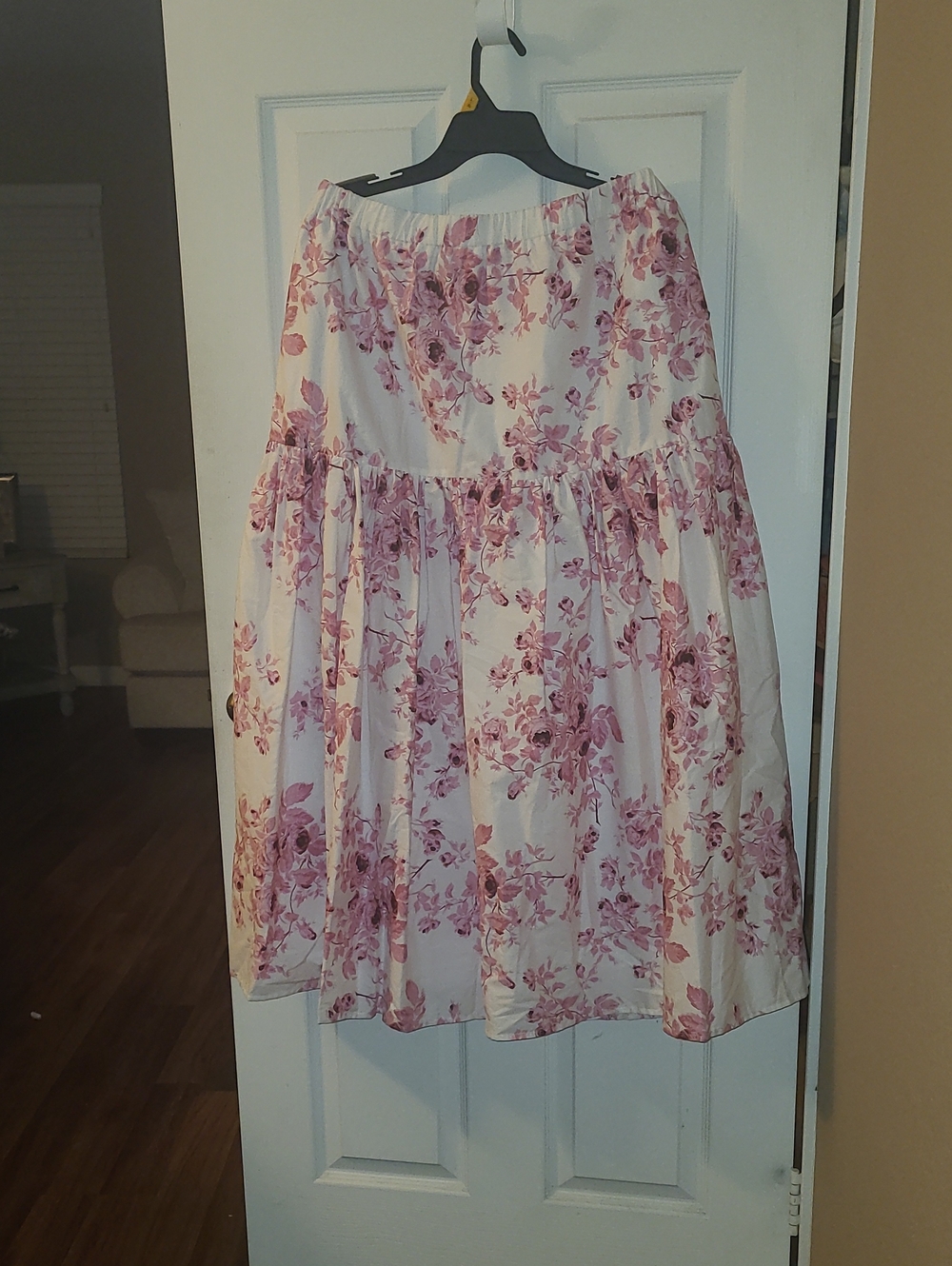 1. State Pink Floral Tiered A-Line Skirt on Cream SZ L